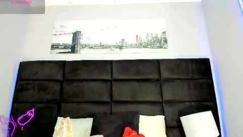 manellyksparklee online show from July 2026 04:37:02 AM