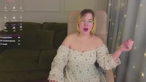 manic_pixie_ online show from January 2025 01:53:02 PM