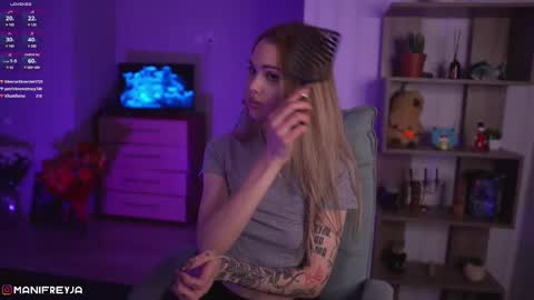 Amelie online show from December 2024 02:47:01 AM