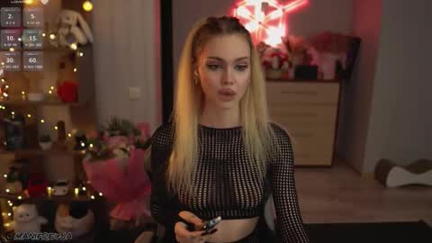 Amelie online show from September 2025 08:09:02 PM