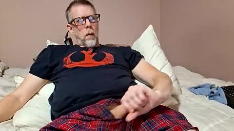 Snapshot of manlymanson chatting on November 2025 01:05:02 AM Dickinabox online show from November 2025 01:05:02 AM