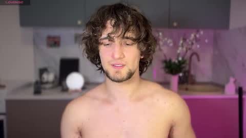 manolein online show from December 2025 08:25:01 PM