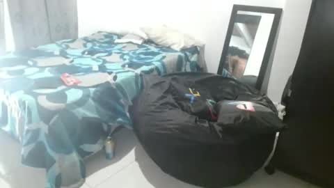 Manolo online show from November 2025 12:54:02 AM