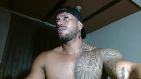 Manolo online show from March 2026 02:04:02 AM