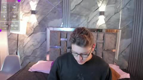 Manson and Zoe online show from May 2026 11:37:01 AM