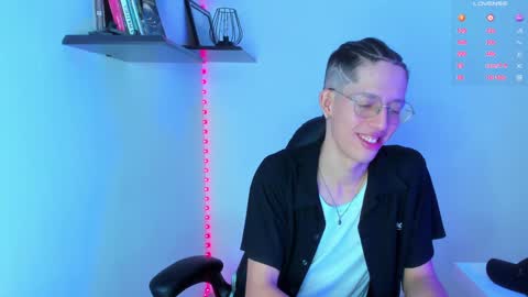 Snapshot of manu_vera8 chatting on January 2025 08:32:01 PM Manuel online show from January 2025 08:32:01 PM