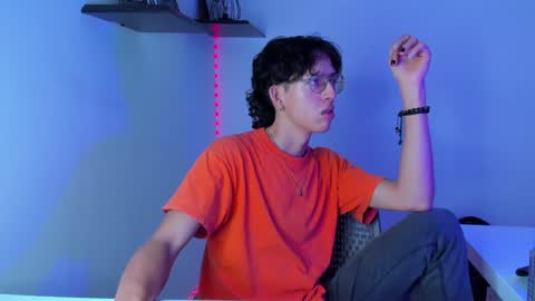 Snapshot of manu_vera8 chatting on January 2025 08:00:01 PM Manuel online show from January 2025 08:00:01 PM