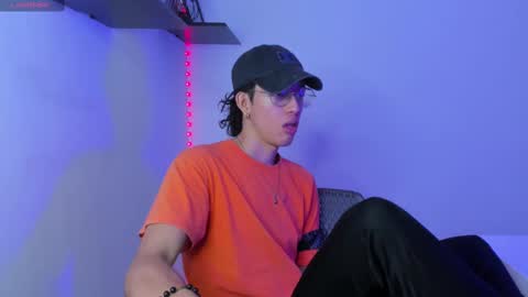 Snapshot of manu_vera8 chatting on February 2025 08:09:02 PM Manuel online show from February 2025 08:09:02 PM