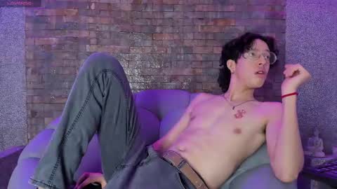 Snapshot of manu_vera8 chatting on March 2025 02:18:02 PM Manuel online show from March 2025 02:18:02 PM