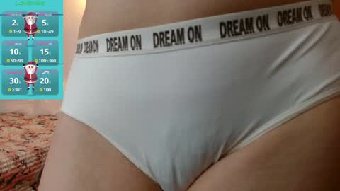 Snapshot of manue_bela chatting on January 2025 11:04:02 AM Angela online show from January 2025 11:04:02 AM