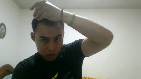 manuel9810 online show from January 2025 04:00:01 AM