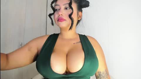 MANUELA online show from May 2026 02:12:01 PM