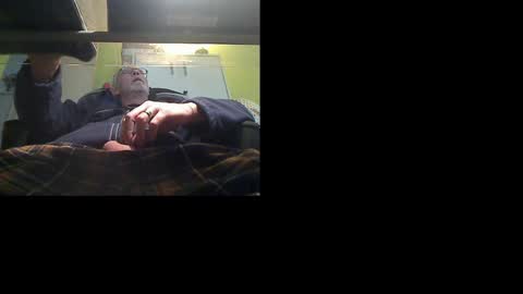 Snapshot of manufocus chatting on October 2025 08:15:02 AM Manu online show from October 2025 08:15:02 AM