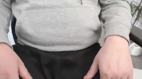 Snapshot of manuherb84 chatting on November 2025 09:40:01 AM manuherb84 online show from November 2025 09:40:01 AM