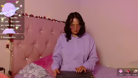 Snapshot of manumeow_ chatting on March 2025 10:45:02 PM Manu online show from March 2025 10:45:02 PM