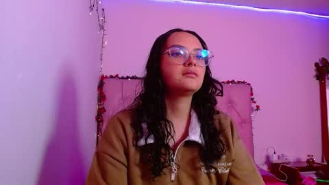 Snapshot of manumeow_ chatting on December 2025 10:40:01 PM Manu online show from December 2025 10:40:01 PM