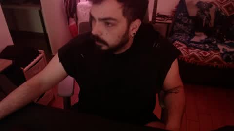 Snapshot of manupaladin chatting on April 2026 09:21:02 PM Manupaladin online show from April 2026 09:21:02 PM