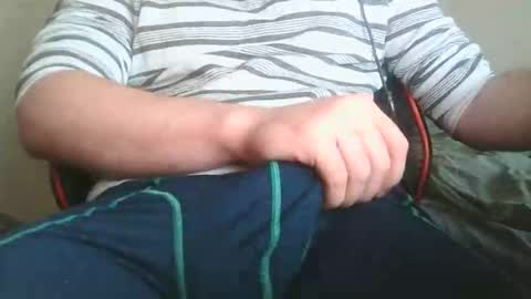 Snapshot of manwithsausage98 chatting on May 2026 07:21:01 PM manwithsausage98 online show from May 2026 07:21:01 PM