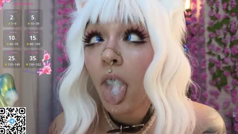 Sasha online show from February 2025 11:01:02 AM