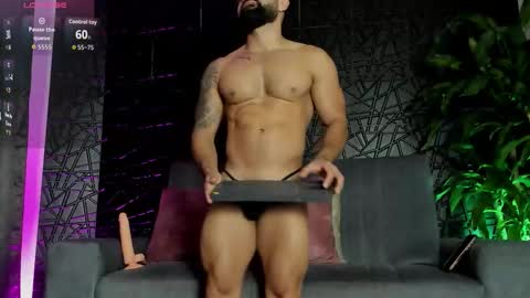 Snapshot of maofenix chatting on January 2026 11:47:01 AM MAOFENIX online show from January 2026 11:47:01 AM