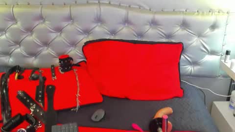 Snapshot of mara_blake__ chatting on November 2025 02:56:02 AM Mara online show from November 2025 02:56:02 AM