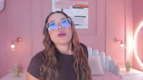 Mara  online show from December 2024 06:41:02 PM