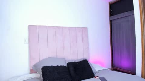 Snapshot of mara_sans chatting on January 2025 10:59:01 PM Mara online show from January 2025 10:59:01 PM