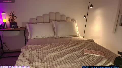 Mara Santoro online show from July 2026 01:30:01 AM