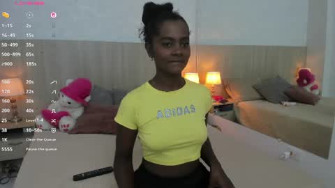 Mara Sinclair online show from July 2026 07:27:02 PM
