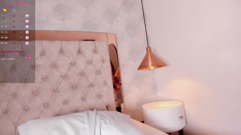 Snapshot of mara_vibe chatting on March 2025 06:29:01 PM Mara online show from March 2025 06:29:01 PM