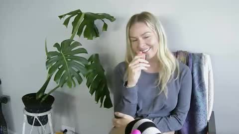 marasecrets online show from May 2026 08:59:02 PM