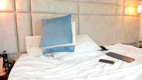 Snapshot of maratorres1 chatting on January 2025 10:50:02 PM Mara Torres online show from January 2025 10:50:02 PM