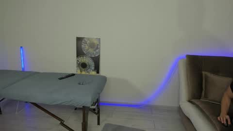 Snapshot of marc105100 chatting on November 2025 08:12:01 AM alex marvelxx online show from November 2025 08:12:01 AM