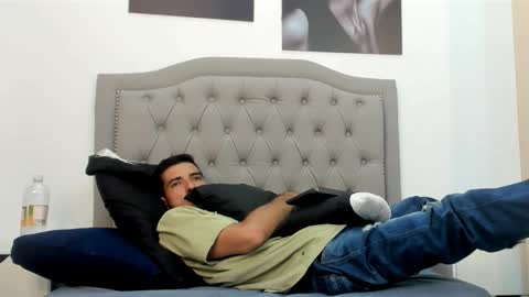 Snapshot of marc_ruffalo chatting on February 2026 08:13:02 PM Marc Ruffalo online show from February 2026 08:13:02 PM