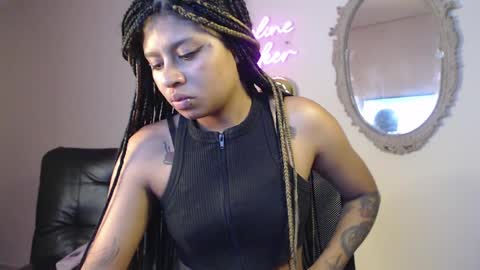 Snapshot of marceline_abadeer00 chatting on December 2024 01:29:01 AM Michell Dayan online show from December 2024 01:29:01 AM