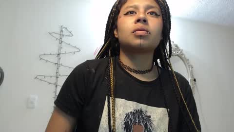 Snapshot of marceline_abadeer00 chatting on December 2024 12:32:02 AM Michell Dayan online show from December 2024 12:32:02 AM