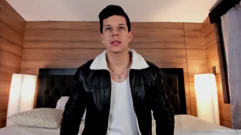 Snapshot of marcosullivan_ chatting on February 2025 02:21:01 PM Marco Sullivan online show from February 2025 02:21:01 PM