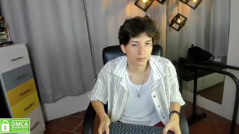 marcoviolet online show from July 2026 10:41:01 PM