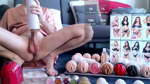 Marc online show from November 2025 01:36:01 PM