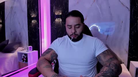 Marcus online show from October 2025 01:17:02 AM