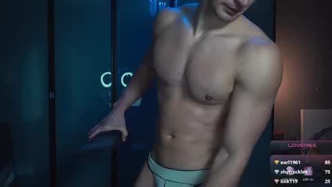 Marcus Diamond  online show from February 2025 04:31:02 PM