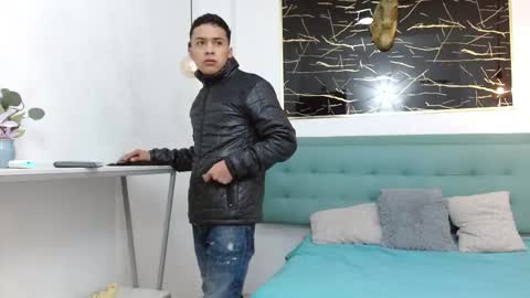 Snapshot of marcuslux_ chatting on January 2026 11:58:01 AM MARCUS online show from January 2026 11:58:01 AM