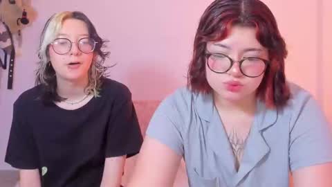 Snapshot of marcy_grey chatting on February 2025 10:14:02 PM danna online show from February 2025 10:14:02 PM