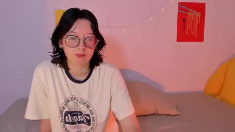 Snapshot of marcy_grey chatting on November 2025 09:48:02 PM danna online show from November 2025 09:48:02 PM