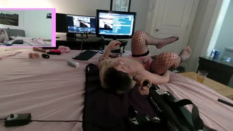 Snapshot of marcytappette chatting on December 2024 12:26:02 AM Marcy Tappette online show from December 2024 12:26:02 AM