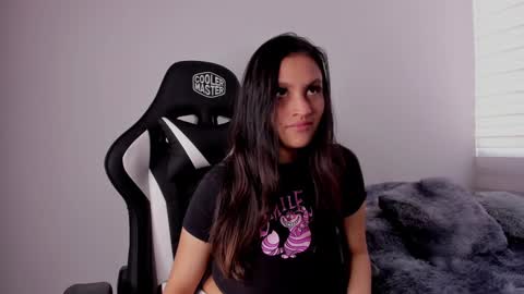 Snapshot of mardybum_ chatting on January 2025 02:14:01 PM Maria online show from January 2025 02:14:01 PM