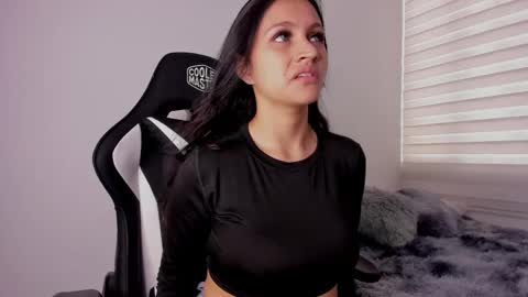 Snapshot of mardybum_ chatting on February 2025 06:27:02 PM Maria online show from February 2025 06:27:02 PM