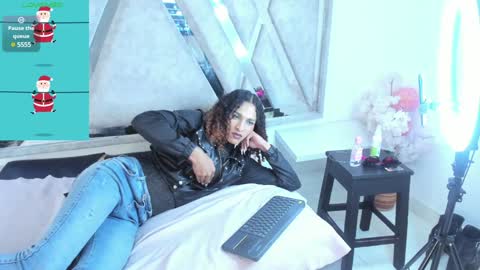 marfilastrom online show from January 2025 06:43:02 AM