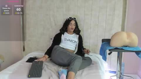 marfilastrom online show from September 2025 08:34:01 PM