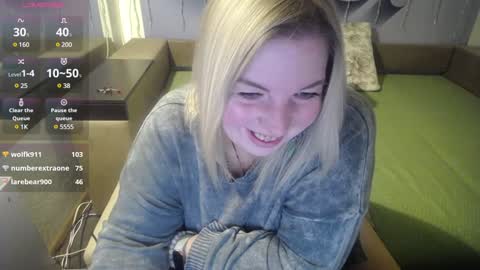 Snapshot of margaret_gem chatting on December 2024 11:46:01 PM margaret gem online show from December 2024 11:46:01 PM